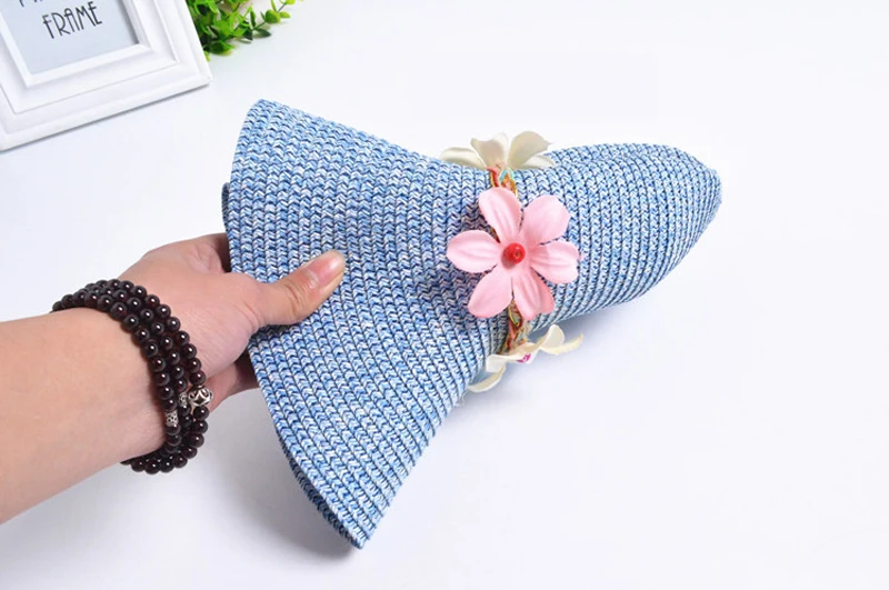 Chapéus de Palha do Verão Decoração com Flores do Bebê Chapéu de Sol para Meninas e Mulheres de Praia Moda Meninas Encantador Crianças Pai-filho Tampas 9 Chapéus e bonés