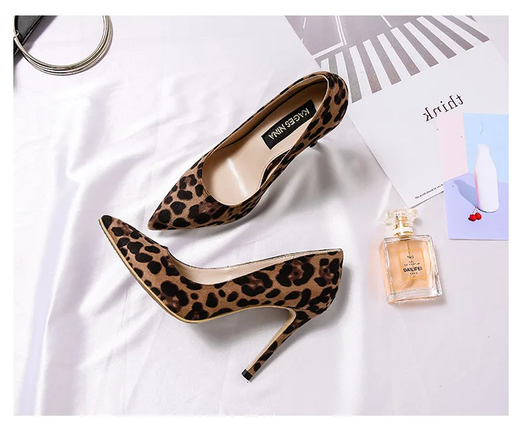 

The 2018 new style pointed high-heeled shoes easy to match suede leopard print light mouth wide sexy women shoes club shoes