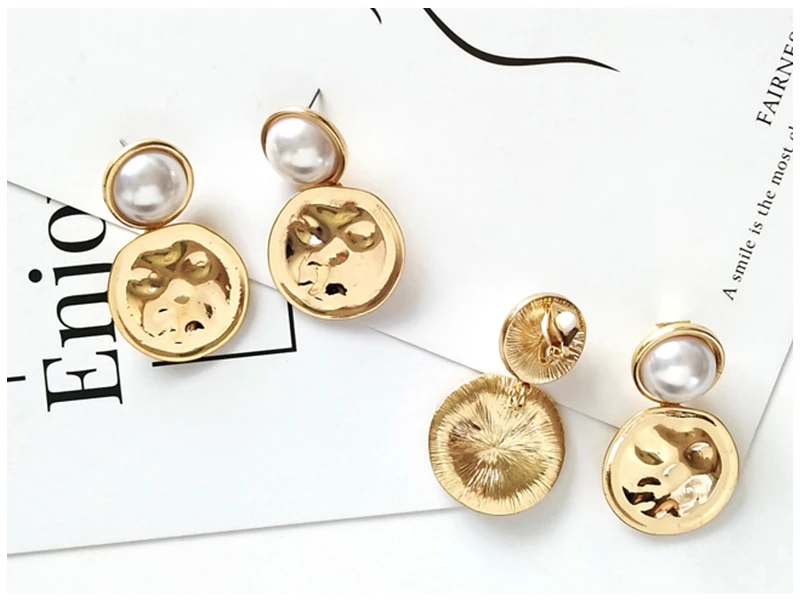 Metal Pearl Earrings  (4)