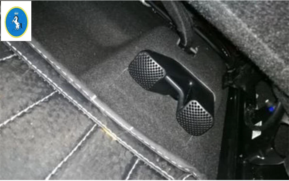 

Plastic ! Interior For Renault Koleos 2017 Car Seat Under Air Condition AC Vent Outlet Frame Cover Trim 2 Pcs / Set