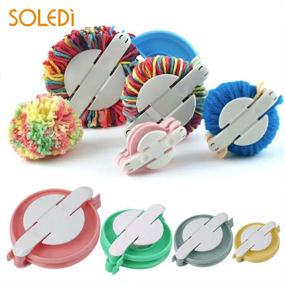 

Pompon 4Pcs/Set Pompom Maker Fluff Ball Weaver Kit Bobble DIY Craft Knitting Loom Tool Craft