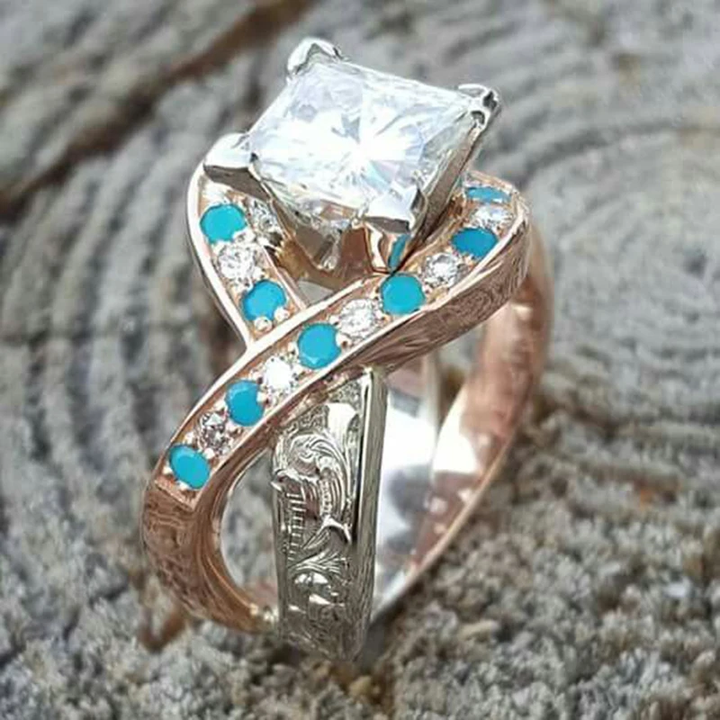 

Winding Knot Cross Ring Gorgeous Hollow Carving Green Beaded Rings For Men Women Retro Gold Jewelry Promise Wedding Ring Z5M005