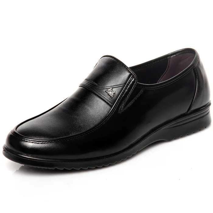 Новое поступление; Мужские Кожаные слипоны; дышащие деловые черные туфли на плоской подошве наивысшего качества; мужские официальные свадебные туфли