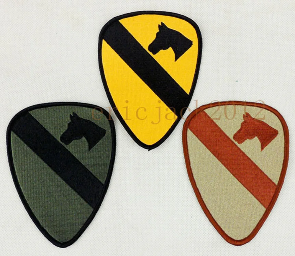 

WWI WWII US Army 1st Cavalry Division First Team Patch Three Colors Patch World military Store