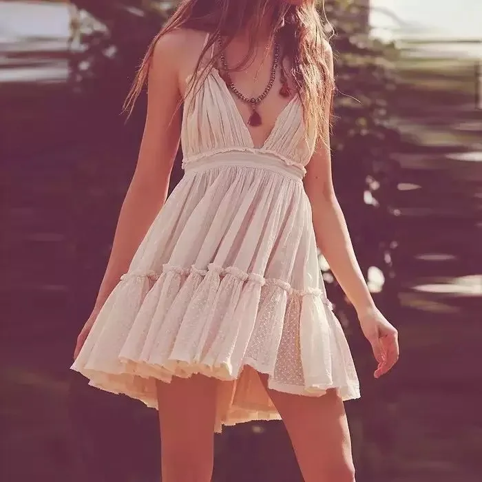 

Vacation Holiday Bohemian Beach Dress 2018 Women Summer Sexy Deep V-neck Strapless Backless Lace Pleated Mini Dress