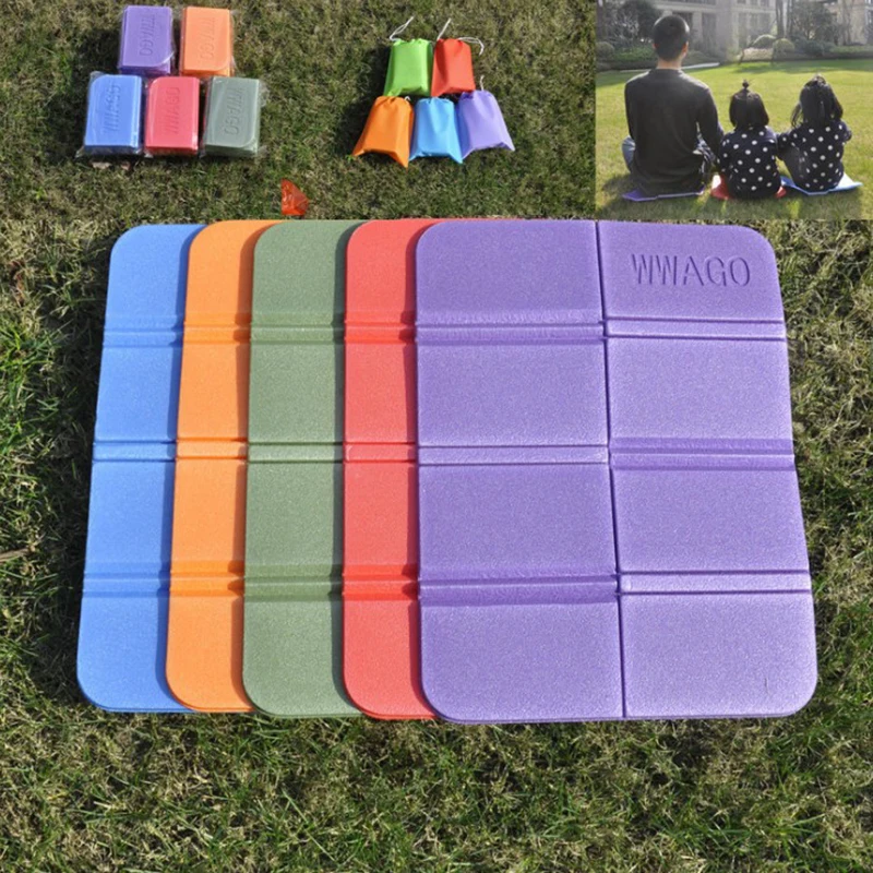 

4 Colors Outdoor Folding XPE Waterproof Camping Mat Picnic Damp Proof Sitting Mat Beach Mat Pad Portable Small Cushion