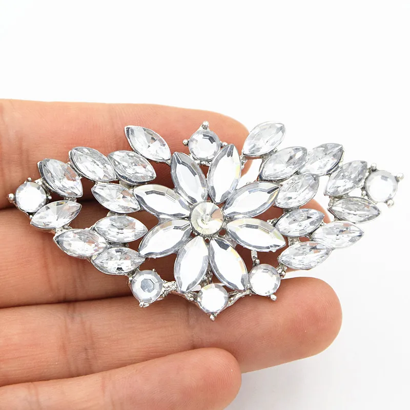 

Cheap Wholesale Acrylic Stone Flower Bouquet Bridal Brooch Fashion Lapen Pin For Men And Women