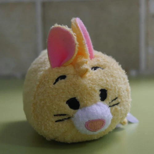 tsum tsum yellow