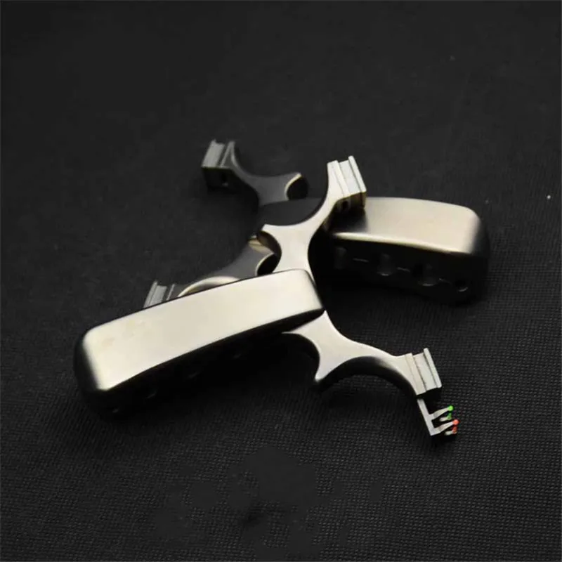 

Powerful Slingshot Catapult Hunting Titanium alloy Cutting with Rubber Band Sight Outdoor Shooting Game 2019 new
