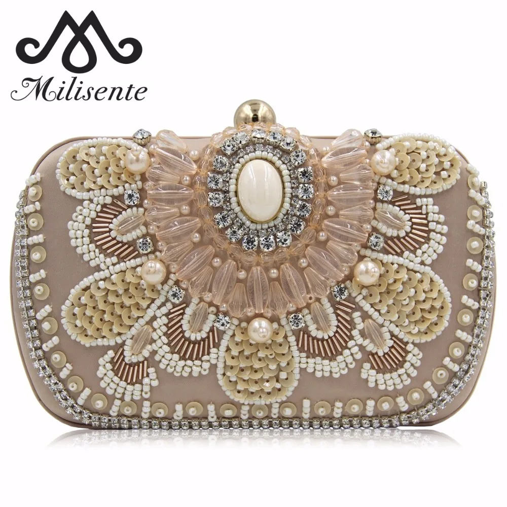bridal pearl clutch