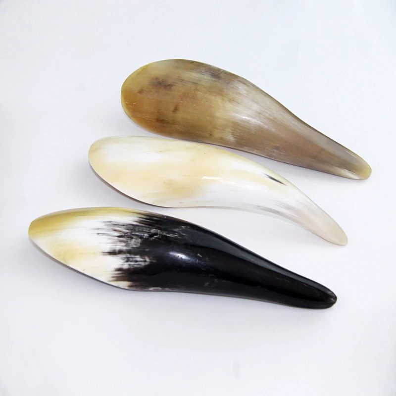 

2 pieces Buffalo Horn Scraping Plate Guasha Board Massage Guasha Board Horn Gua Sha Massage Board