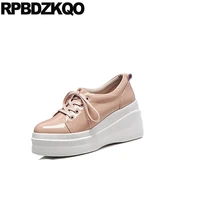 Толстая подошва клинья дизайнер красный лакированная кожа Японский розовый лифт криперы обувь на платформе Настоящая зашнуровать женщин Круглый носок отправка капель европейская красивая последние Мода весенняя осень