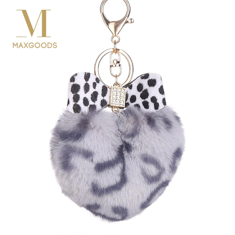 

Leopard Heart Butterfly Bow Pompom Keychain Pom Pom Fluffy Key Holder Faux Rabbit Fur Key Ring Women Handbag Pendant Keyring