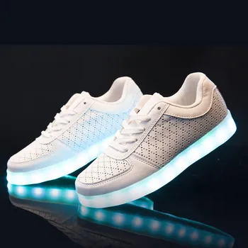 

New Couple LED Lights Shoes USB Charging Light - Emitting Shoes Student Board Shoes Solid Color Casual Shoes Factory Wholesale