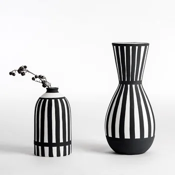 

Classic Black White Flower Vase Ceramic Vase For Dried Flowers desktop vase wholesale