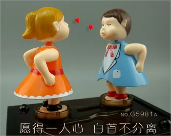 

XXXG Romantic kiss kiss baby dolls dynamic music box music box jewelry box to send his girlfriend a birthday gift