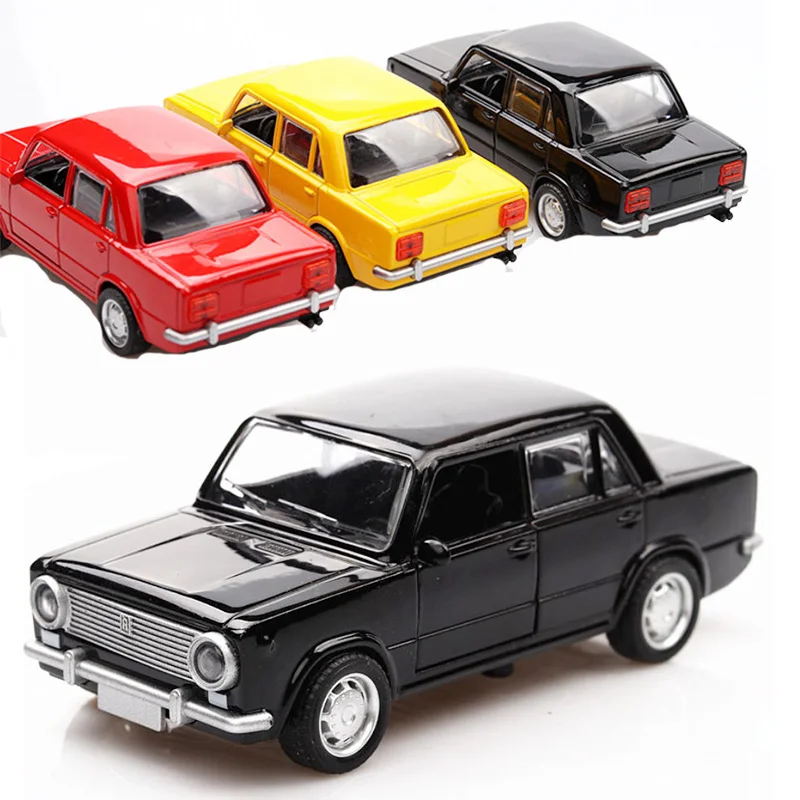  3 Colors High Simulation LADA 1:36 Alloy Car Model Russian Diecast Vintage Metal Car Castings Colle