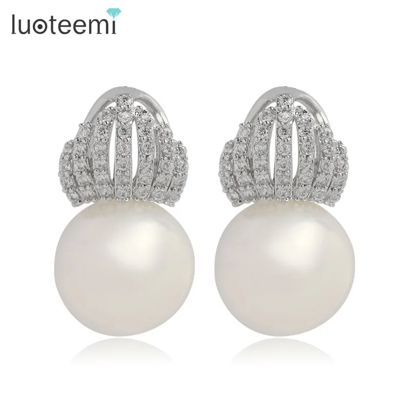 

LUOTEEMI Classic Tiny Clear AAA Zircon Inlay Crown Stud Earrings White Imitation Pearl Earrings for Women White Gold-Color