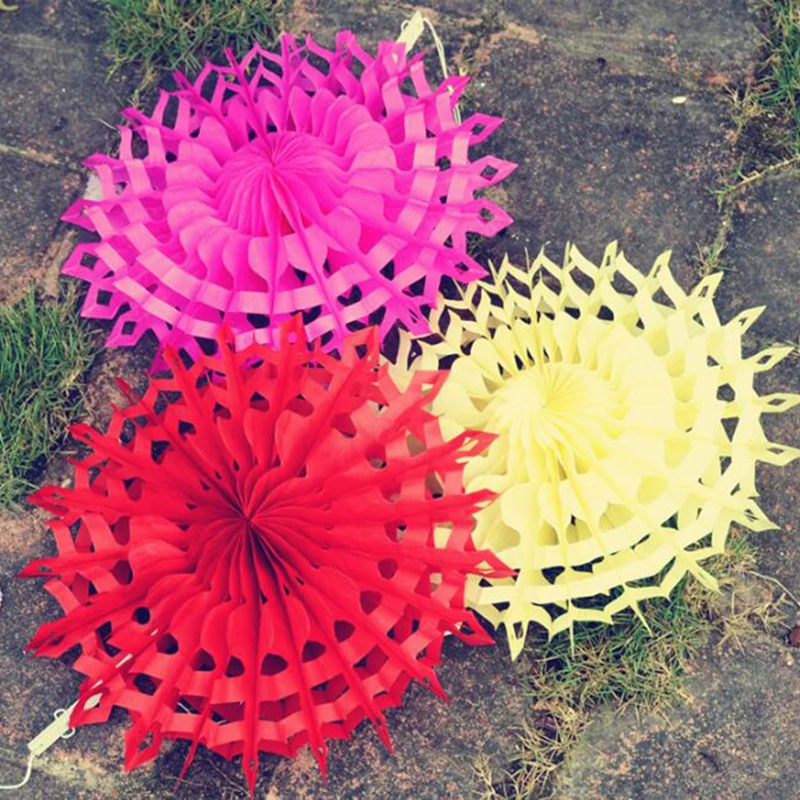

5PCS/Lot 8''(20CM) Snowflake Hollow Honeycomb Paper Fans Pinweels Hanging For Kids Birthday /Wedding Party Decoration
