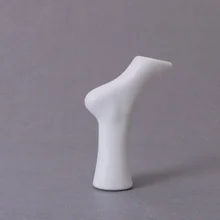 CAMMITEVER 1PCS White Female Foot Sock Mannequin Foot Mold to Display Shoes and Socks Feet Model Plastic Mannequin Foot Display CAMMITEVER 1PCS White Female Foot Sock Mannequin Foot Mold to Display Shoes and Socks Feet Model Plastic Mannequin Foot Display