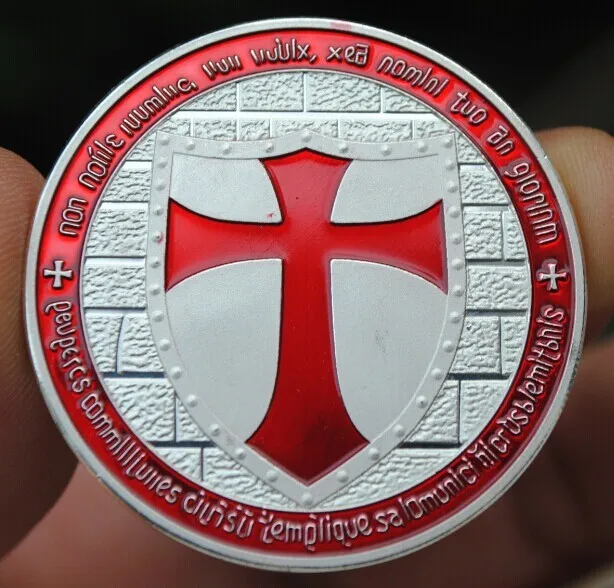 Красная Посеребренная медаль для монет