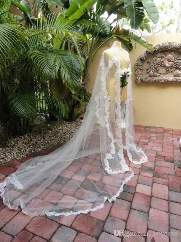2017-cheap-tulle-cloak-coat-for-wedding-dresses (1)