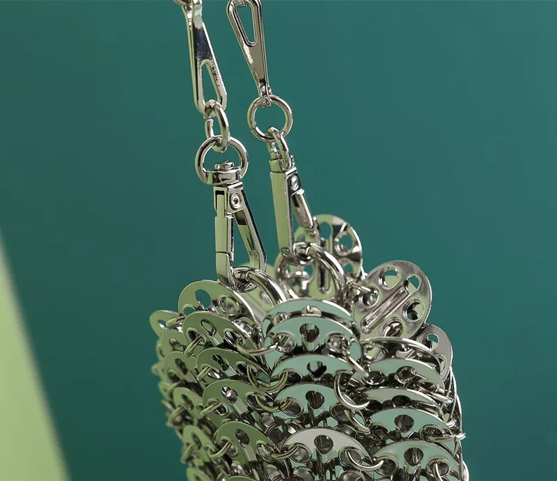 Luxury Designer Women Bags Pure Metal Sequins Chain Woven Bag Hollow Evening Bags Clutch Female Travel Holiday Shoulder Bag