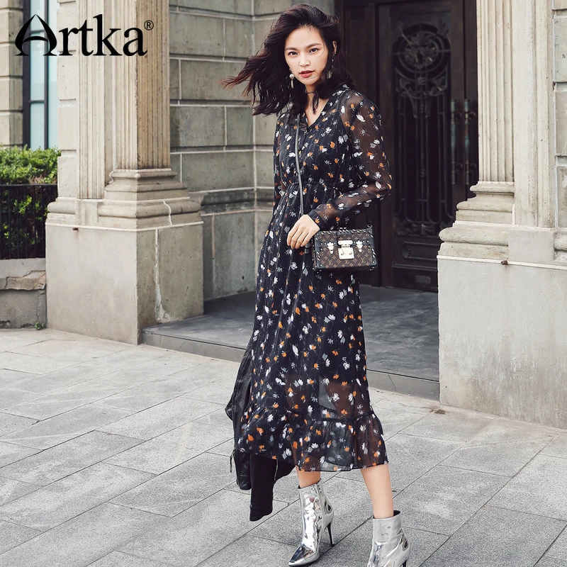 

ARTKA 2018 New City Series Summer Vintage Floral Pattern PrintV neck Mid-Length Dress JL17009