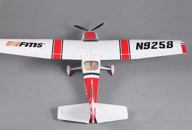 fms-model-1400mm-sky-trainer-182-rc-plane-3