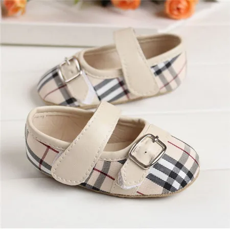 chaussure de marque bebe fille