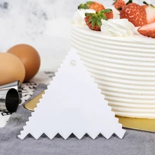 Hot High Quality Colorful Multifunctional Irregular Teeth Edge DIY Cream Scraper Set Cake Mold Tools