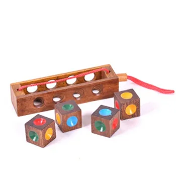 

New adult wooden puzzle toys hole Ming lock Luban ball color chess immediately crazy parent-child interactive toys