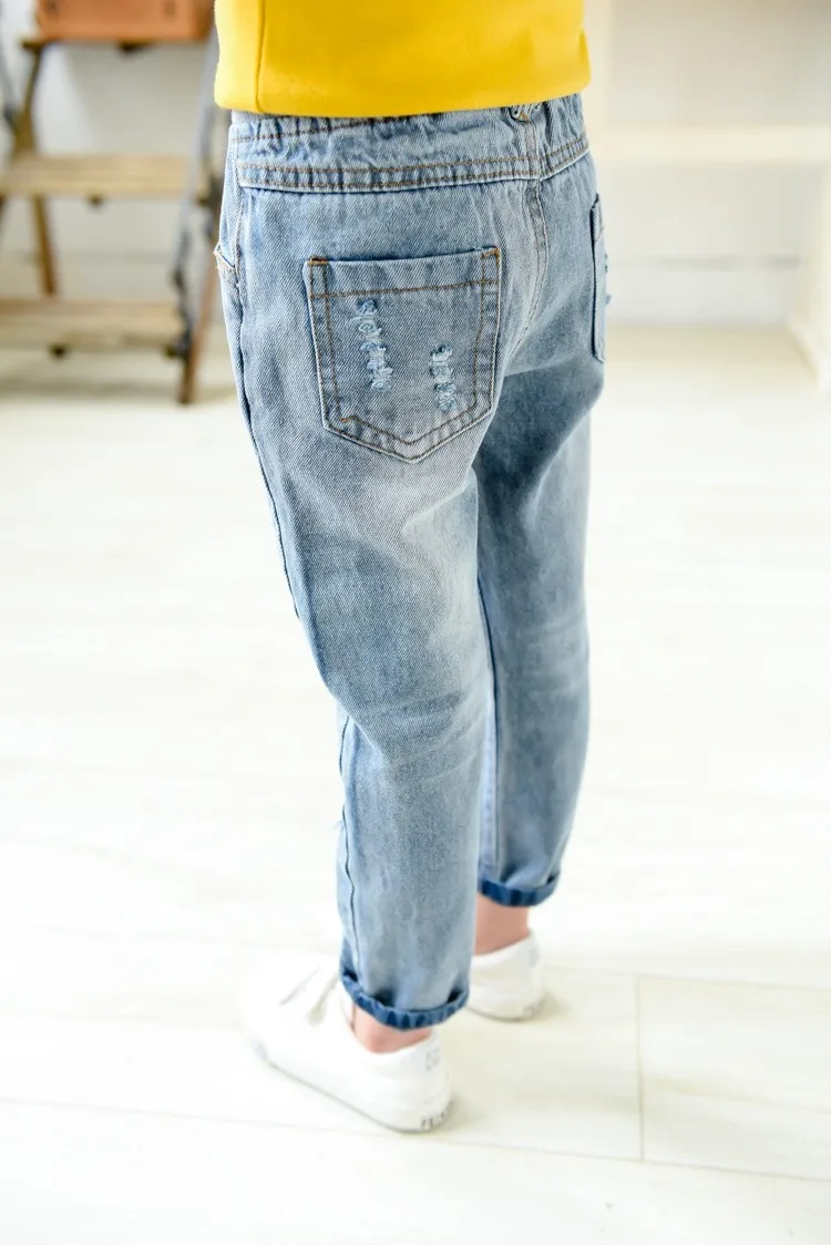 2391764545_1358775392