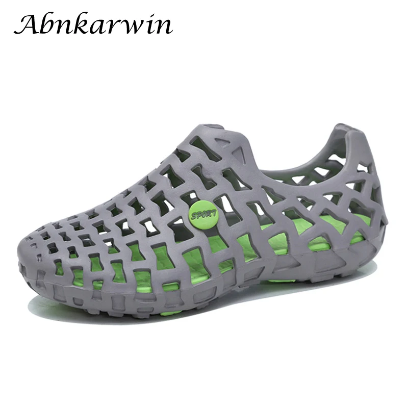 

6 Colors Summer Ultralight Beach Sandals Breathable Clogs Men Eva Injection Garden Shoes Outdoor Water Shoes