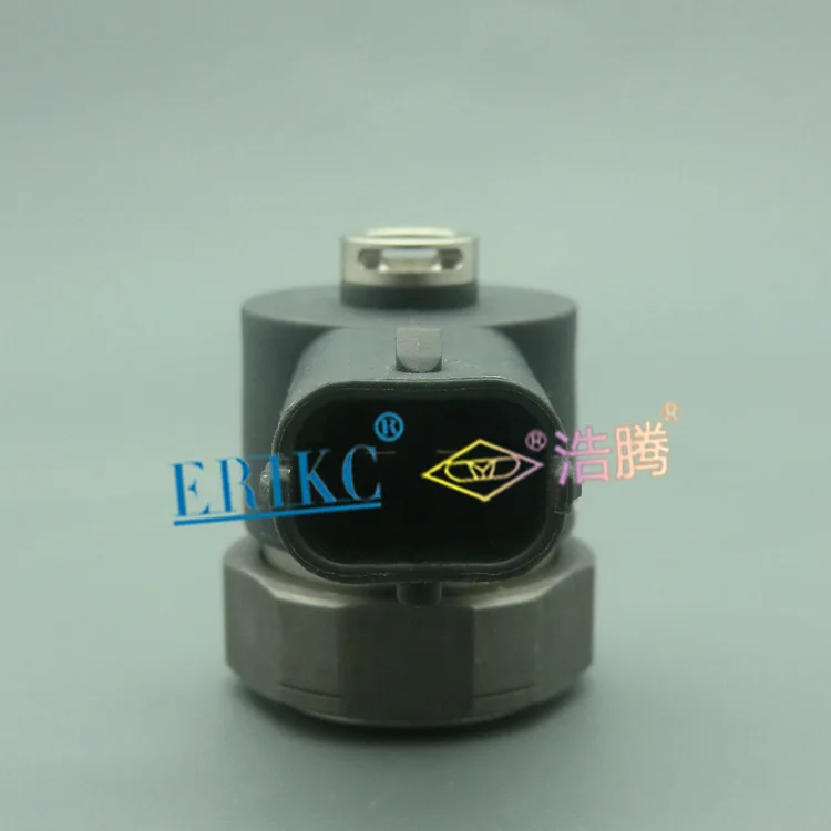 FOOVC30318 automobile electric solenoid valve F OOV C30 318 FOOV C30 318  (5)
