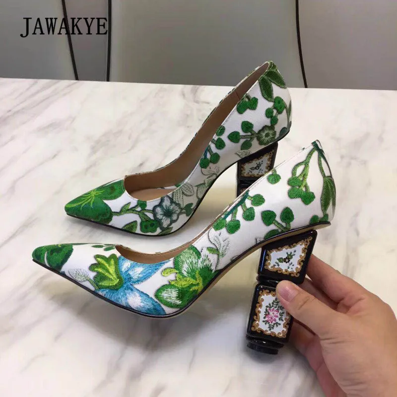 

2018 Green Embroidered Strange Heel Shoes Women Pointed Toe Flower Pumps Lady Fashion Wedding Shoes