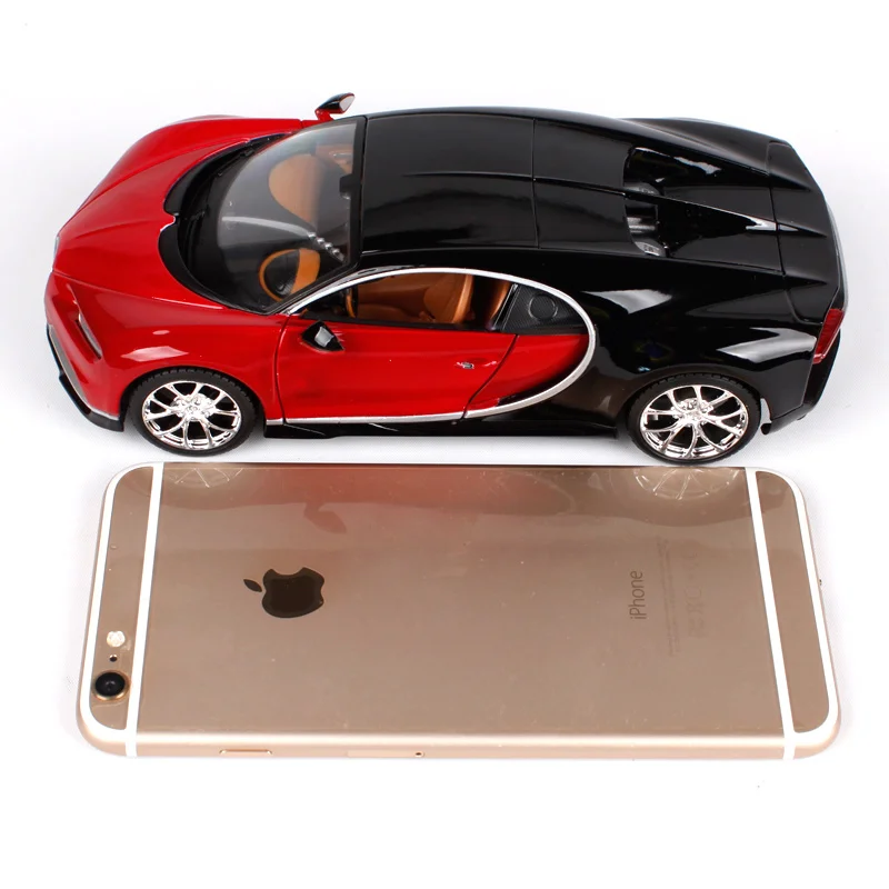 Модель гоночного автомобиля Maisto 1:24 Bugatti Chiron синего цвета игрушечная новая в