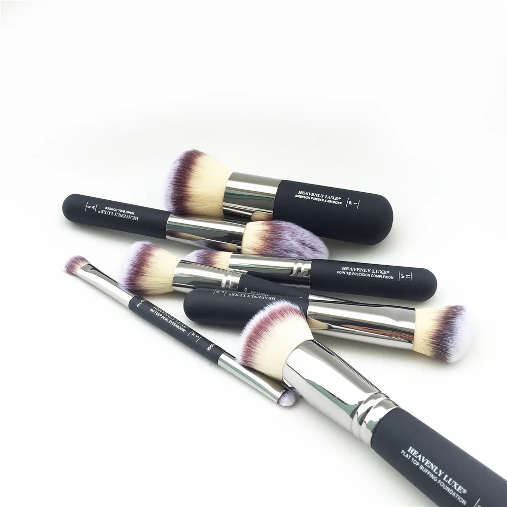 It cosmetics Brush _ 3