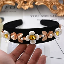 2017 Fashion Catwalk Baroque Hairband Pearl Flower Headband Gold Leaves Crown Wedding Hair Accessories Crystal Hair Jewelry Gift