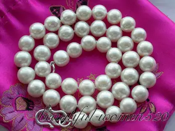 

Z3010 17" 10mm round white freshwater pearl necklace