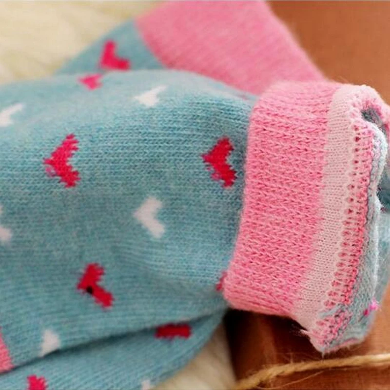 5Pairs/Lot Women Winter Thicken Warm Rabbit Wool Socks Female Thermal Snowflake Cotton Socks Woman Cartoon Animal Pattern Socks