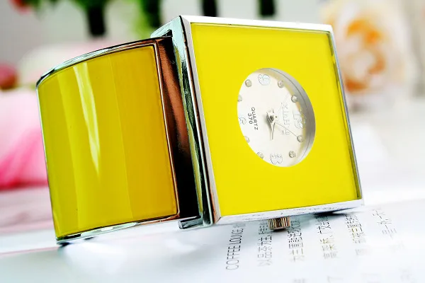 Бренд XIRHUA женские модные кварцевые часы с квадратным циферблатом, подарочные часы для дам, модные повседневные часы с браслетом Relogios Feminino