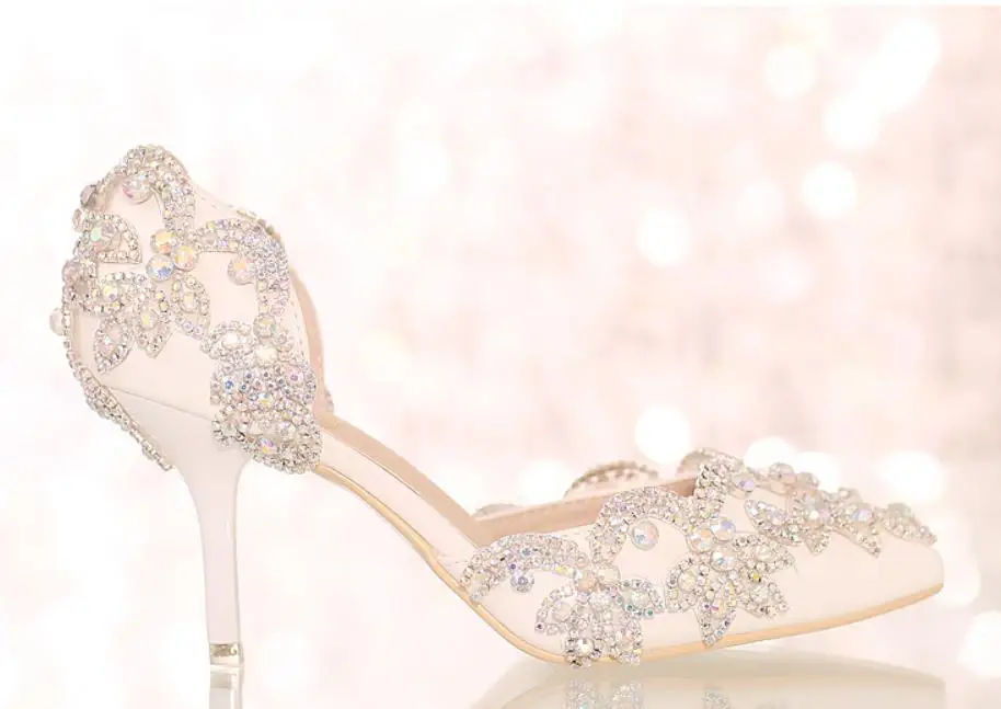 Spring and summer new fashion water drill fine heel side empty pointed high heel wedding shoes Spring and summer new fashion water drill fine heel side empty pointed high heel wedding shoes