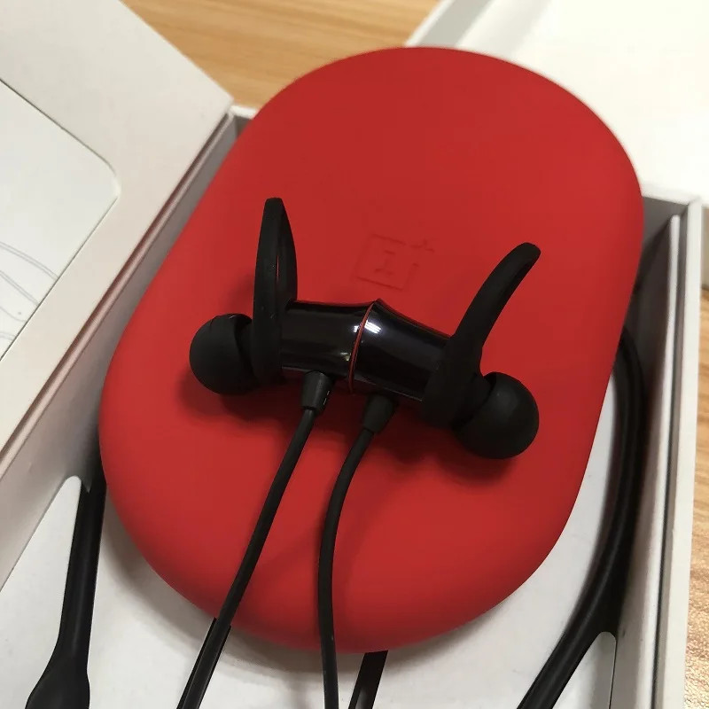 Оригинальные беспроводные наушники Oneplus Bullets Free Your Music с магнитным микрофоном и