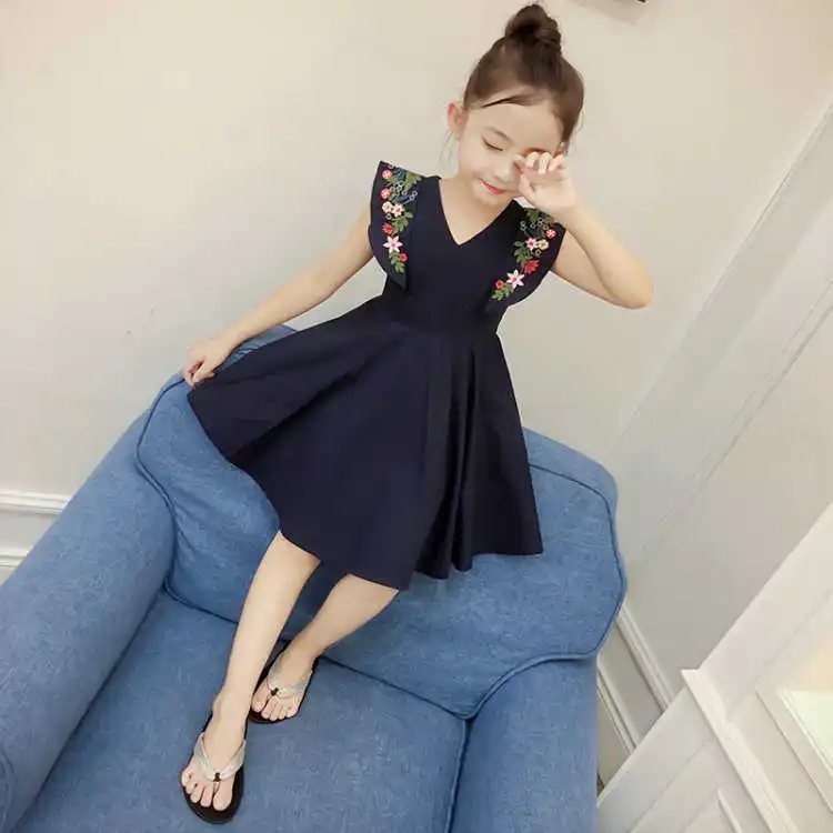 

2018 New Summer Kids Girls Dresses Sleeveless Sweet V-neck Flower Print A-line Knee-length Casual Children Dress Clothing 5ds409