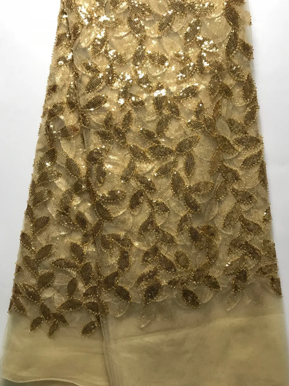 

New Nigerian French Lace Fabrics 2019 Sequins African Tulle Lace Fabric High Quality African Lace Wedding Fabric For Dress