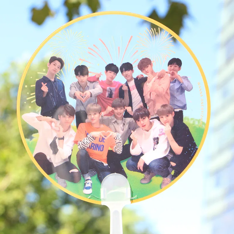 

[MYKPOP]WANNA ONE All Menbers Mimi Fan Transparent Fan K-POP Fan Cute Gift SA18032923