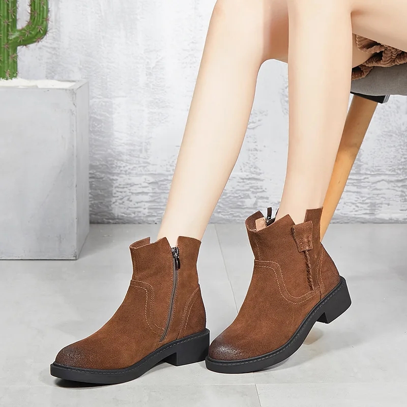

Boots Women Autumn Winter New Style Simple Side Zipper Boots Rough and Frosted Leather Boots Antique Leather Boots.
