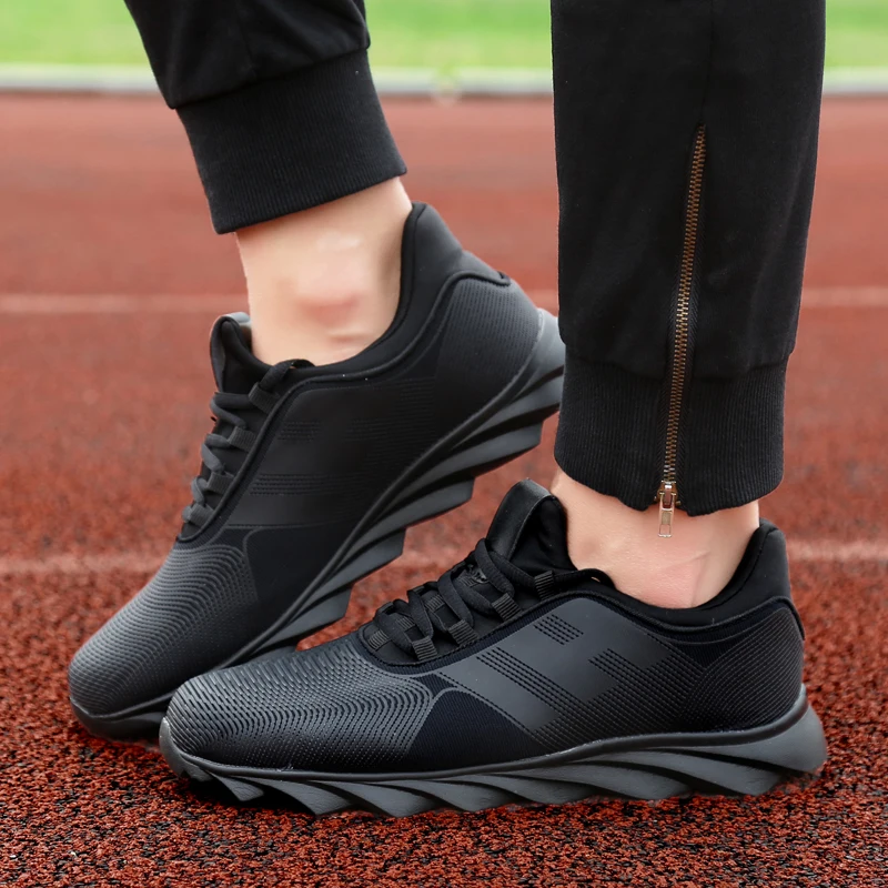 Running Shoes for Men 2018 Breathable Lightweight Black Sneakers Outdoor Sport Jogging Walking Shoes Male Athletics Footwear