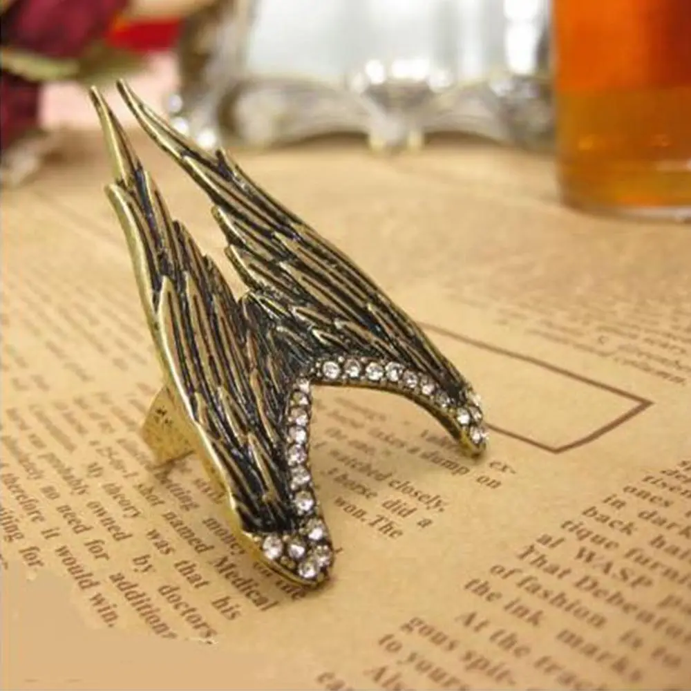 

Fashion Vintage Silver Tone Rings Alloy Rhinestone Angel Wings Ring Adjustable Creative Gift High Quality